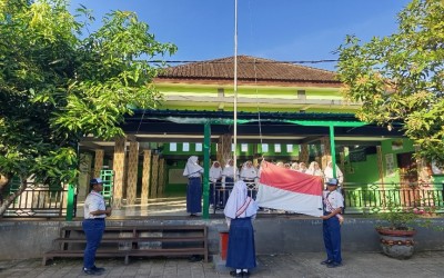 MOMENTUM HARDIKNAS: MADRASAH TEKANKAN PENTINGNYA  KARAKTER DI ATAS ILMU